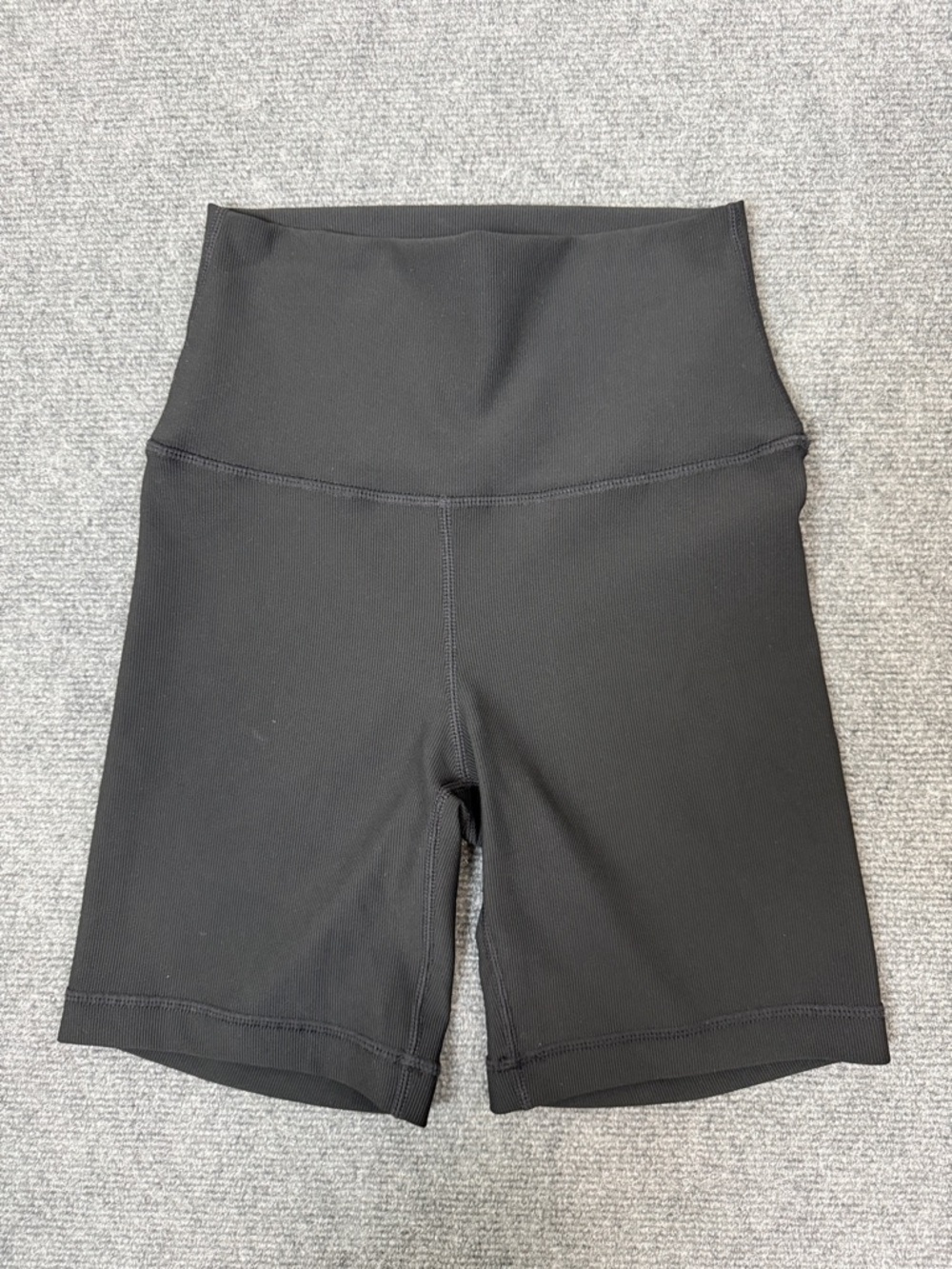 Yogalicious Rib Everyday 7 inch High-Waist Black Bike Shorts Sz S (A1)